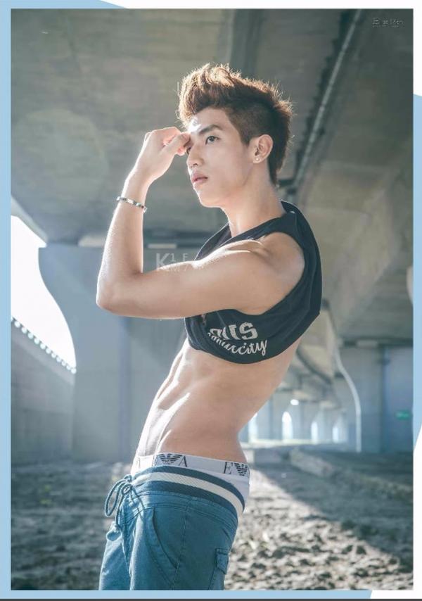 Whoseman-7-平面男模-蔡洋洋---藝術全見版